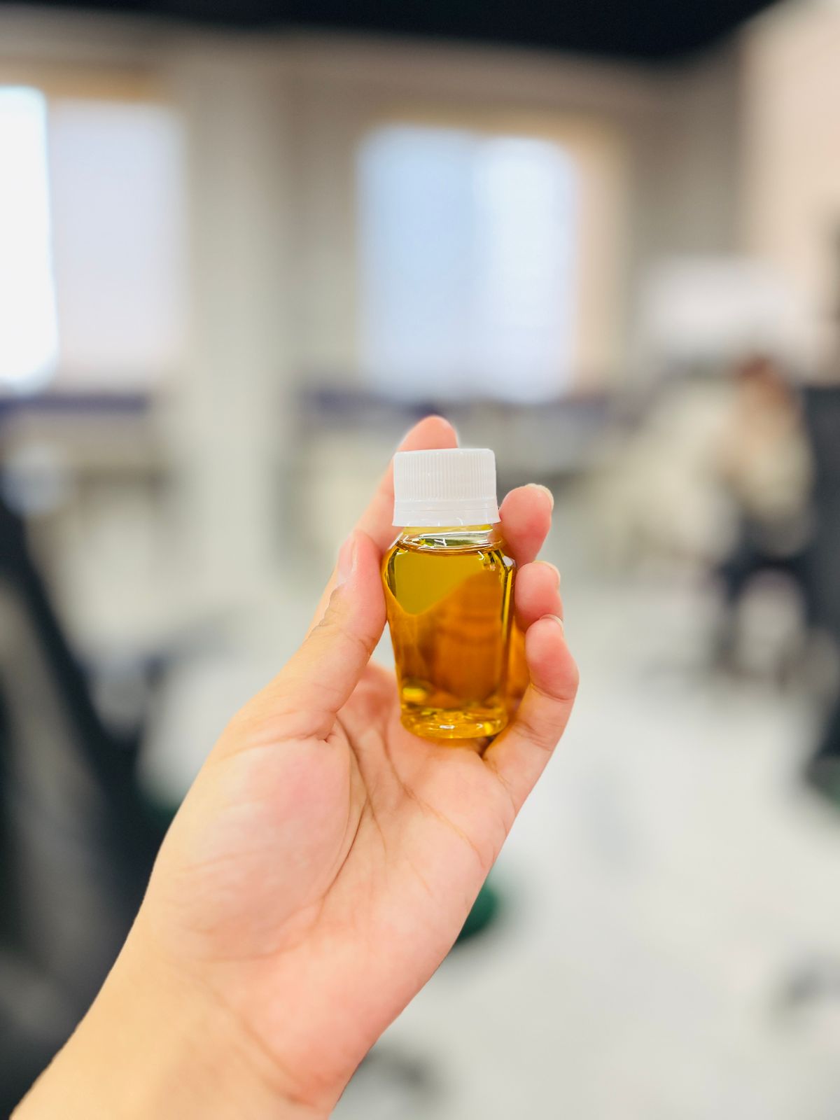 ANTI-HAIRFALL & HAIR GROWTH OIL [ Mini sample]